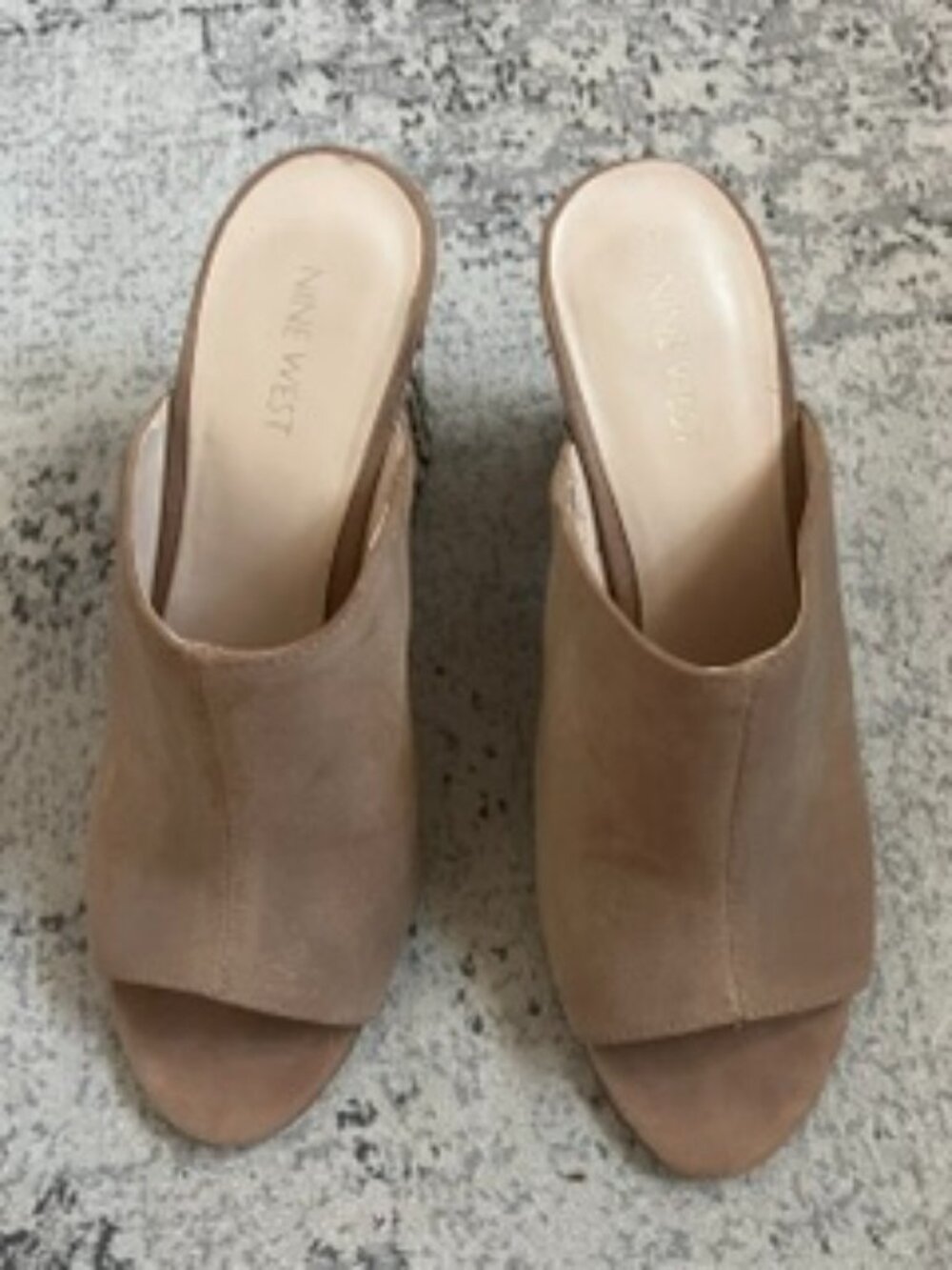 Nine West Tan Suede Mule Textured Heal Size 8.5M